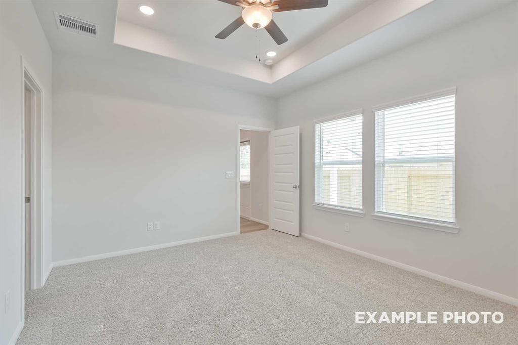 2033 Caney Creek Court, Conroe, Texas image 17