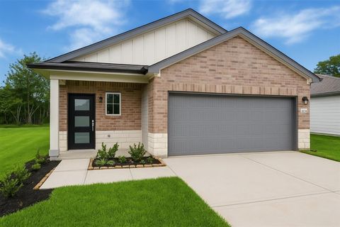 Photo of 2033 Caney Creek Court, Conroe, TX 77301 (MLS # 23273014)