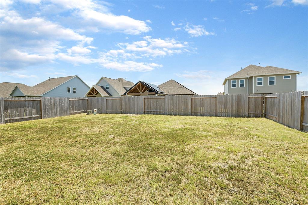 14902 Rain Tree Drive, Baytown, Texas image 21