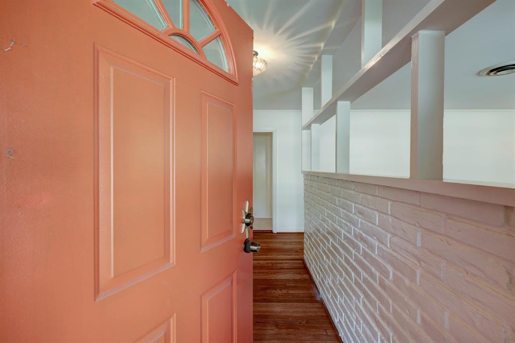 Photo 4 of 50 of 10311 Chatterton Drive house
