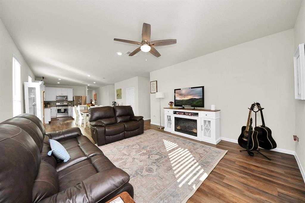 23843 Wimble Drive, Hockley, Texas image 13