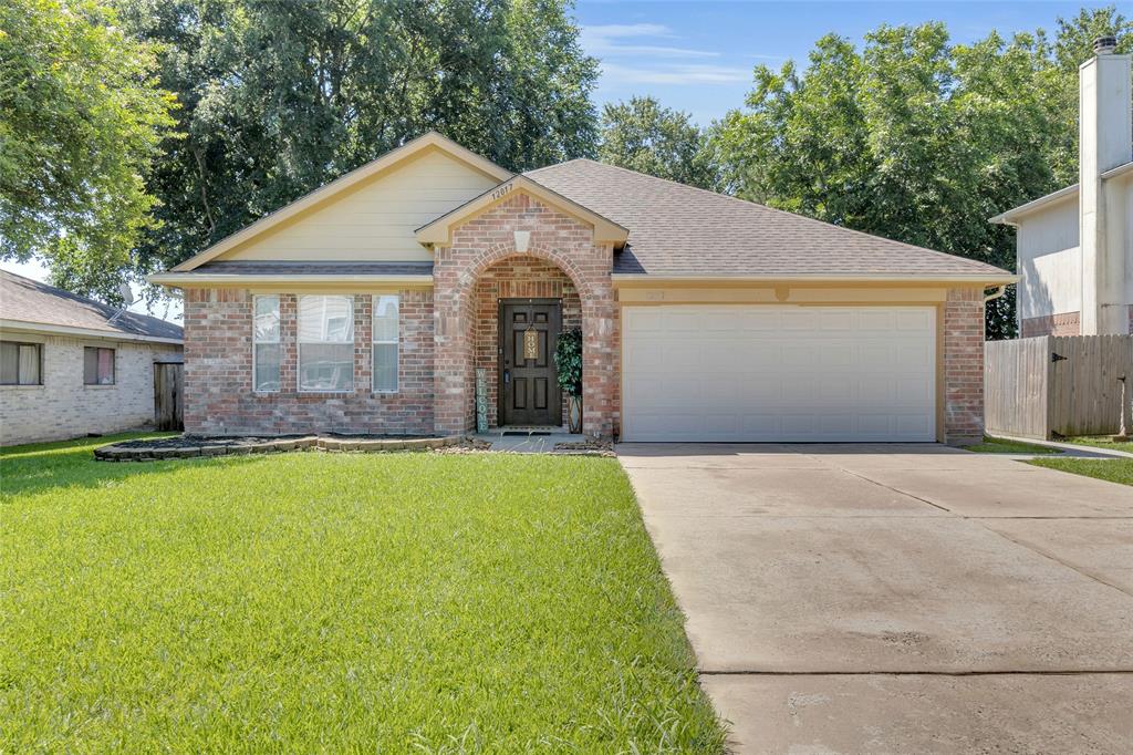 12017 La Salle Oaks, Conroe, Texas image 1