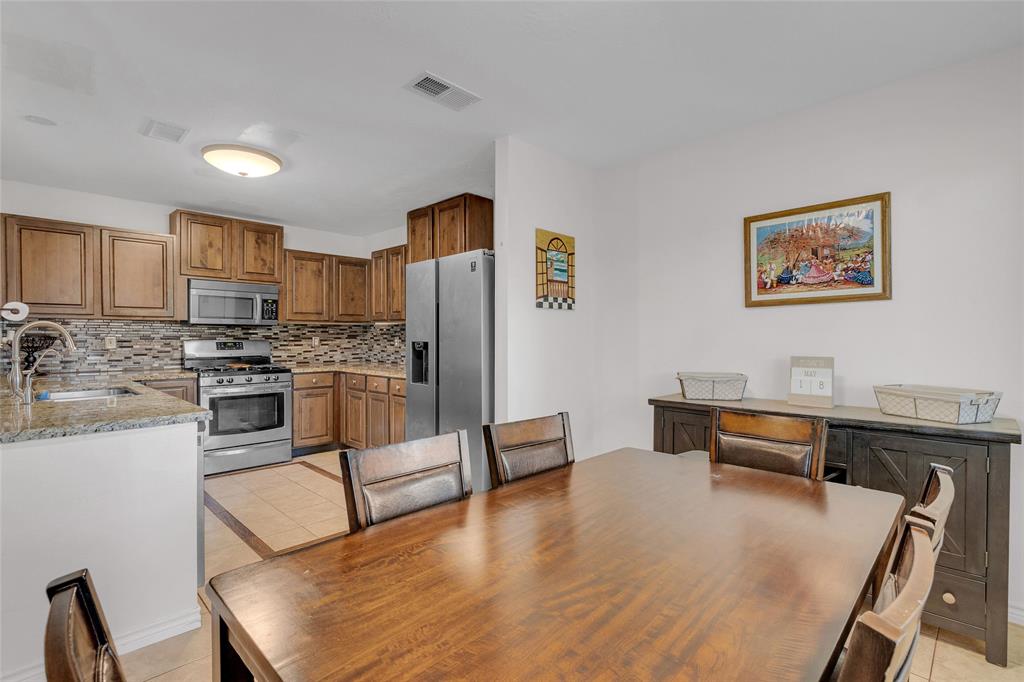 12017 La Salle Oaks, Conroe, Texas image 7
