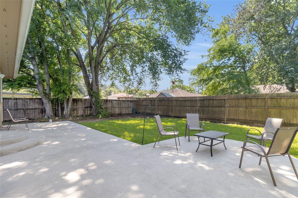 12017 La Salle Oaks, Conroe, Texas image 30
