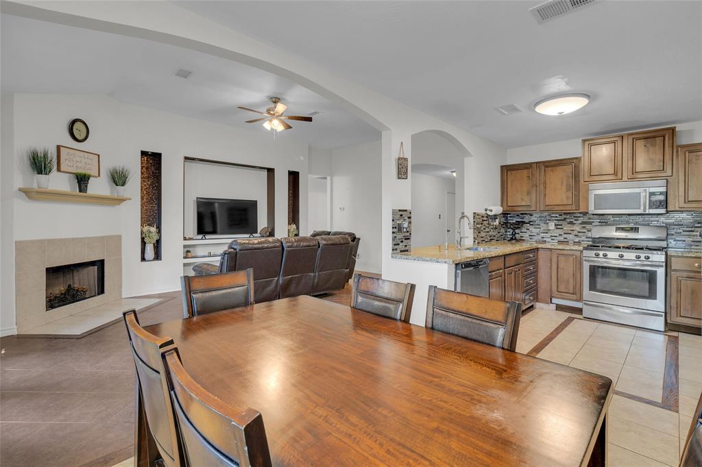 12017 La Salle Oaks, Conroe, Texas image 12