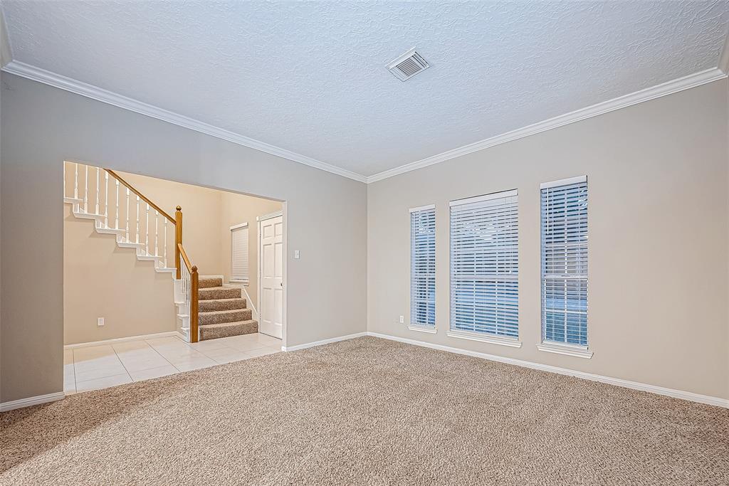21403 Park Post Lane