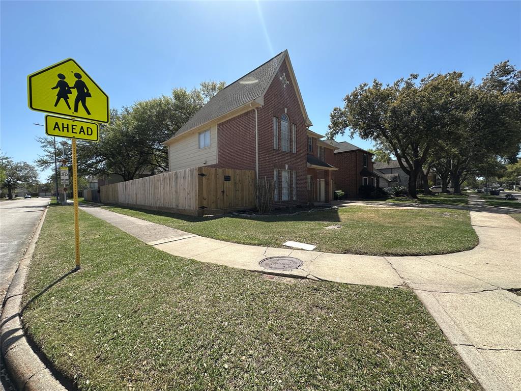 21403 Park Post Lane