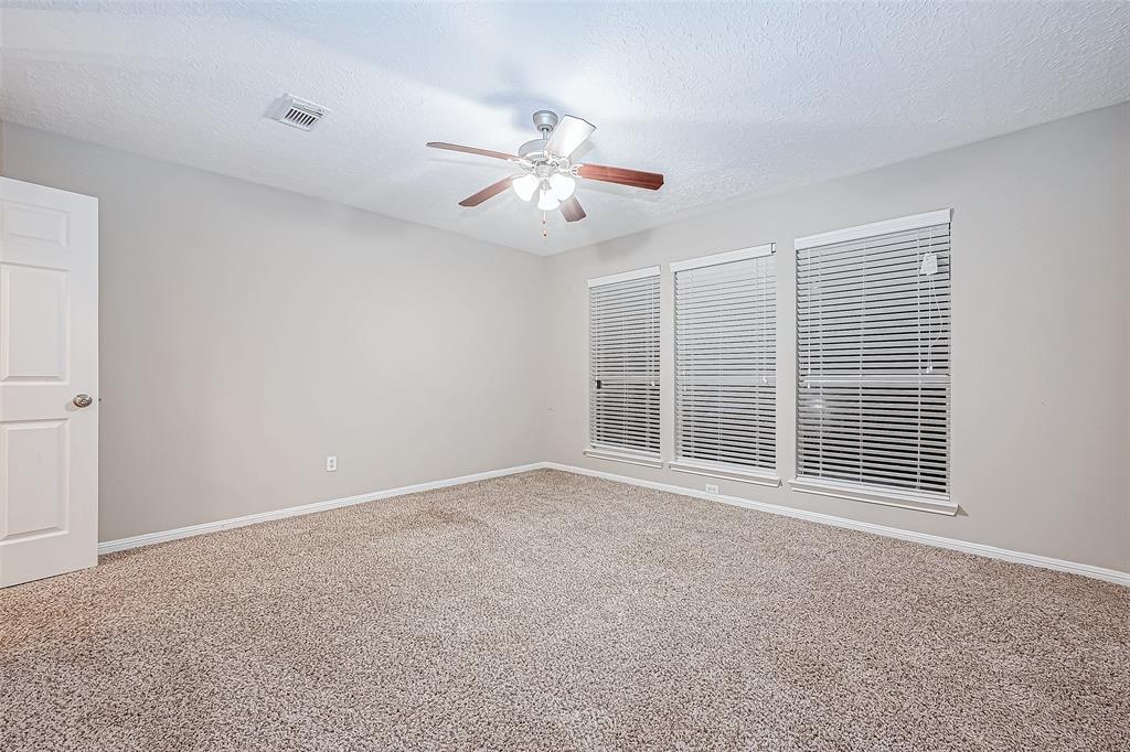 18621 Serenity Loch Drive, Spring, Texas image 33