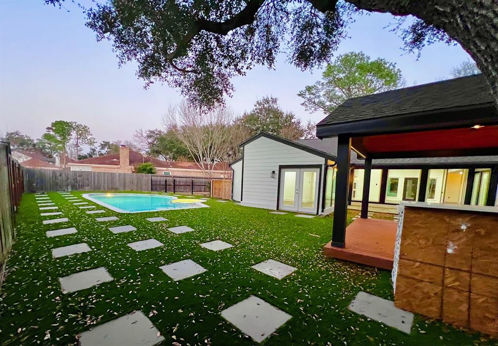 Houston, Texas 77077, United States, 4 Bedrooms Bedrooms, ,3 BathroomsBathrooms,Residential,Pending,142338