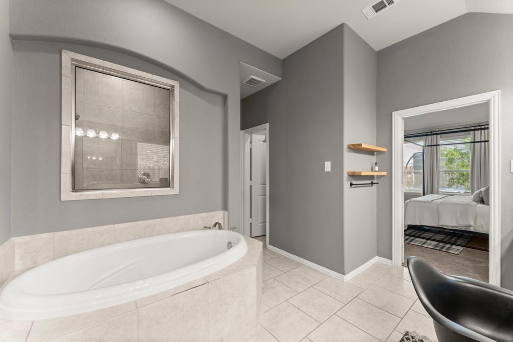 1123 Great Grey Owl Court, Conroe, Texas image 39