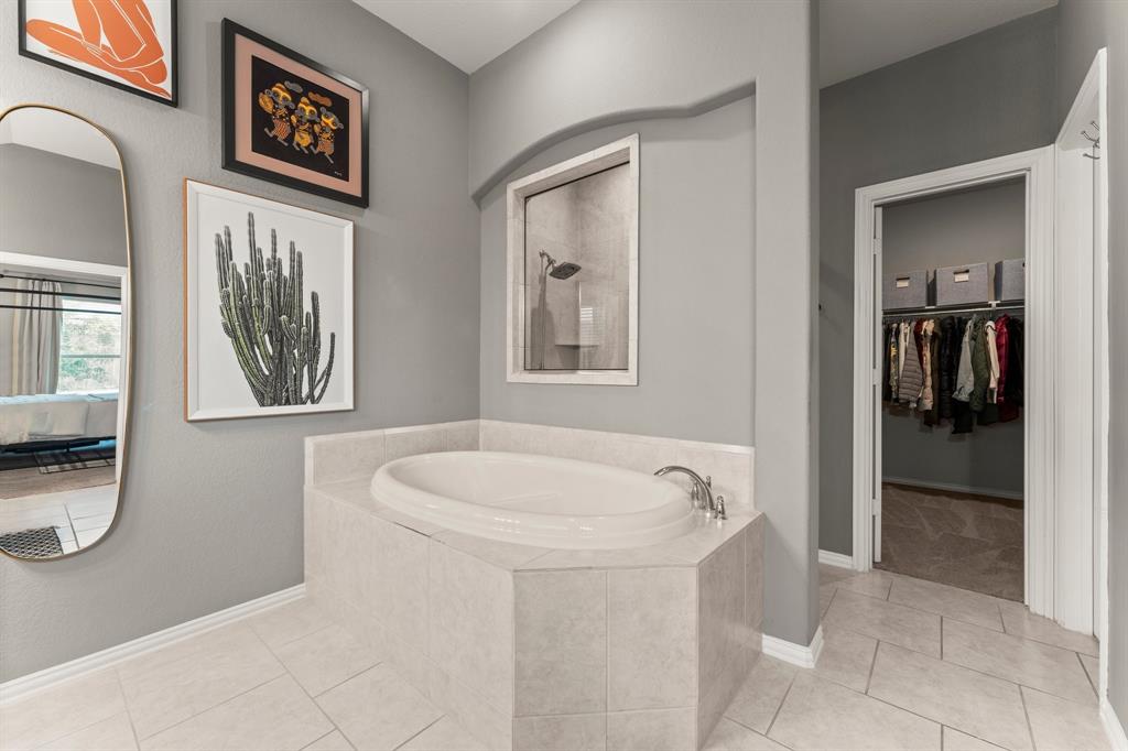 1123 Great Grey Owl Court, Conroe, Texas image 40