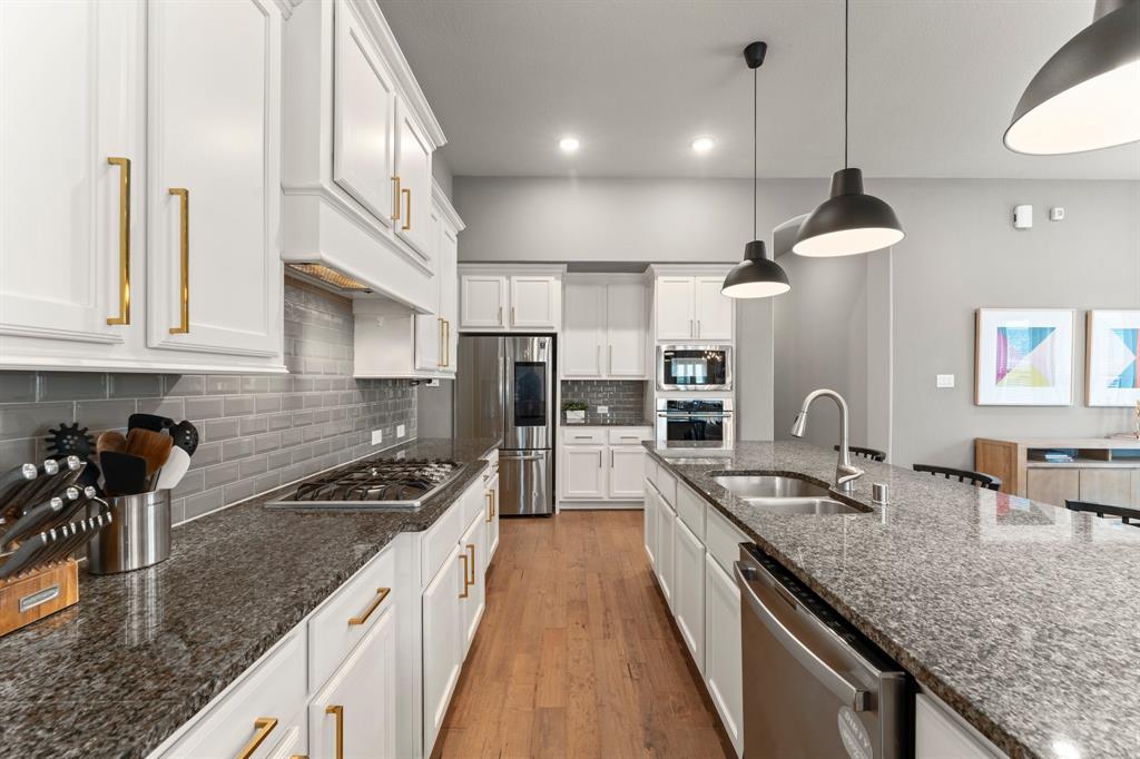 1123 Great Grey Owl Court, Conroe, Texas image 20