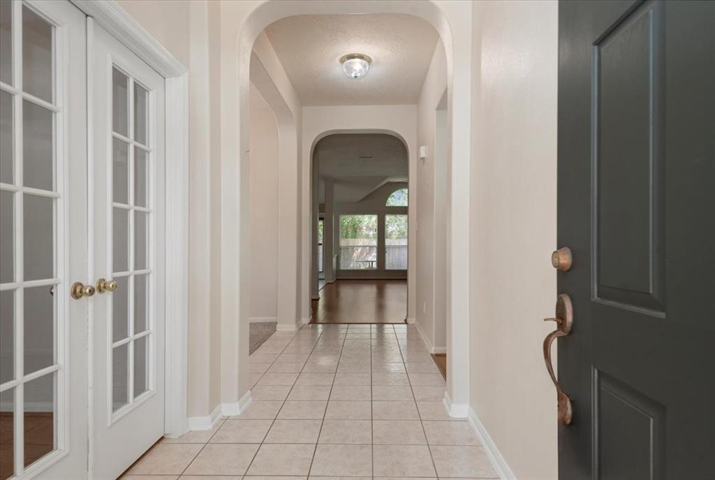 30 Teak Mill Place, The Woodlands, Texas image 4