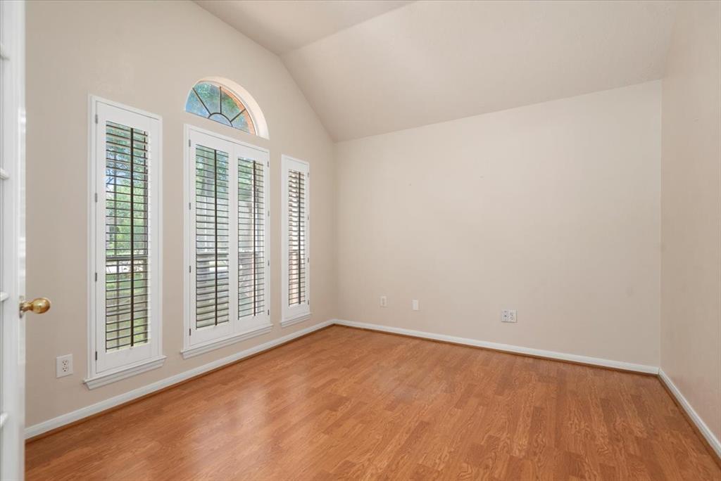 30 Teak Mill Place, The Woodlands, Texas image 8