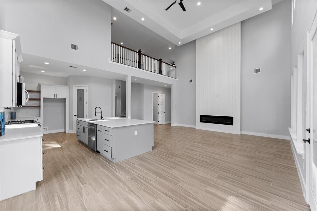 7007 Longmire Circle, Conroe, Texas image 13