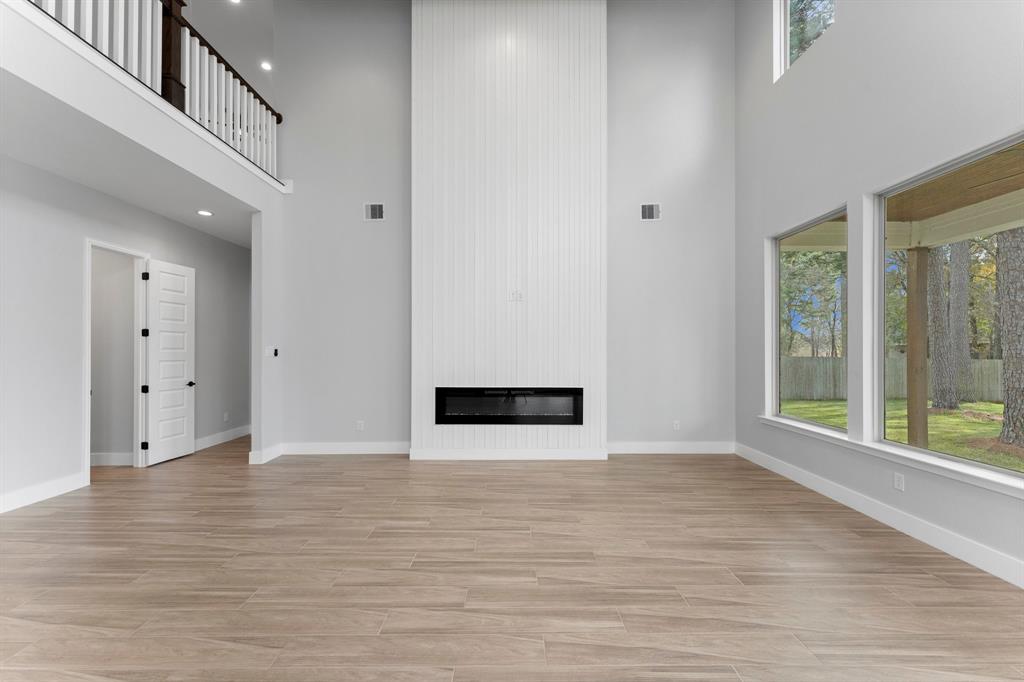 7007 Longmire Circle, Conroe, Texas image 11