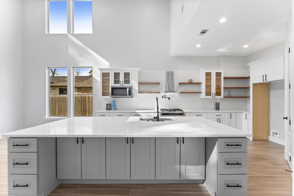 7007 Longmire Circle, Conroe, Texas image 16