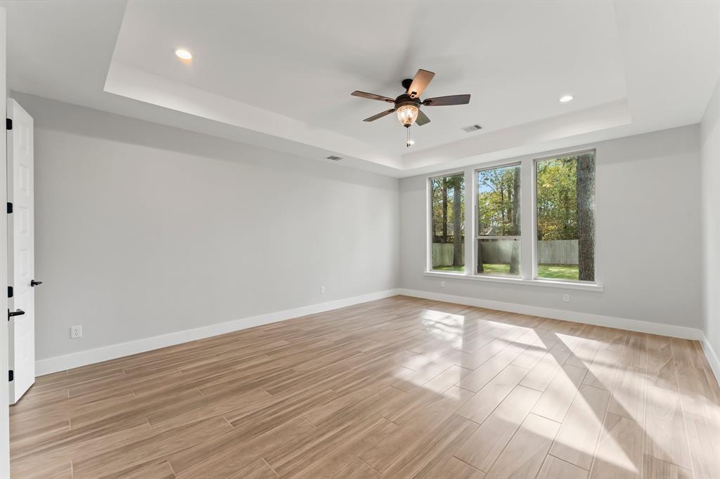 7007 Longmire Circle, Conroe, Texas image 19