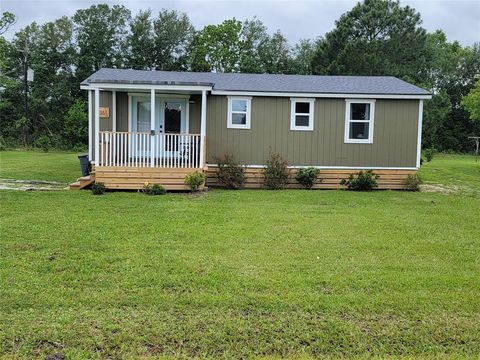 A home in High Island