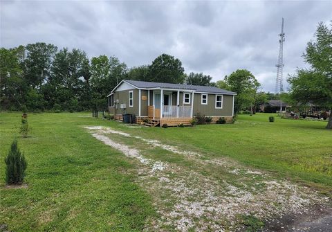 A home in High Island