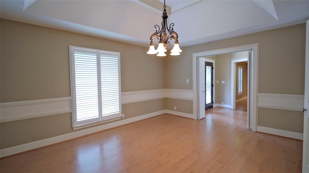 26 Royal Dalton Circle, Conroe, Texas image 5