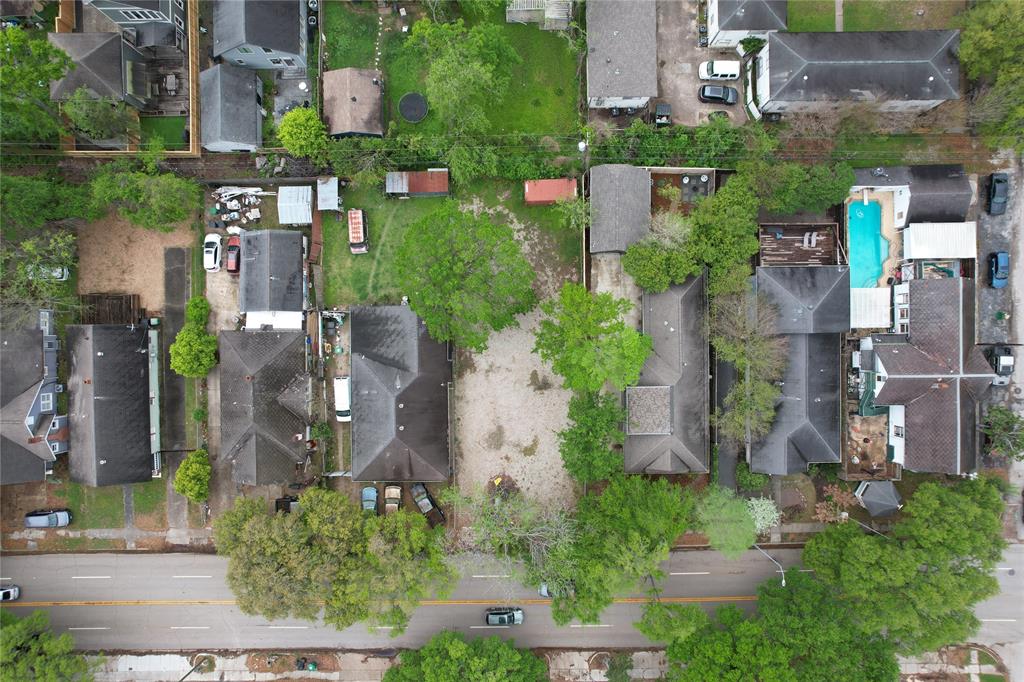 1439 Yale Street, Houston, Texas image 4