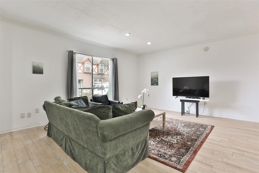 840 Threadneedle Street #188, Houston, Texas image 7