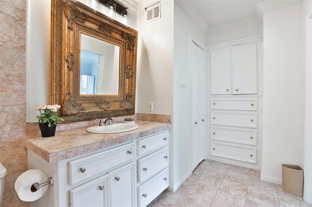 840 Threadneedle Street #188, Houston, Texas image 24