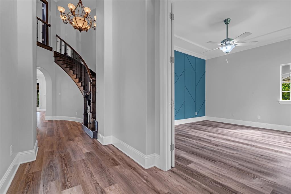 98 E Cove View Trail