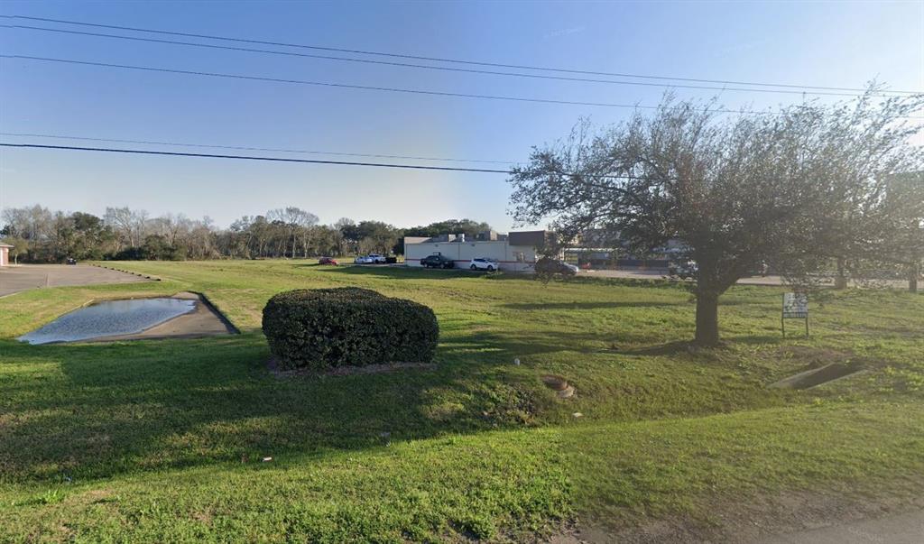 1483 E Highway 6