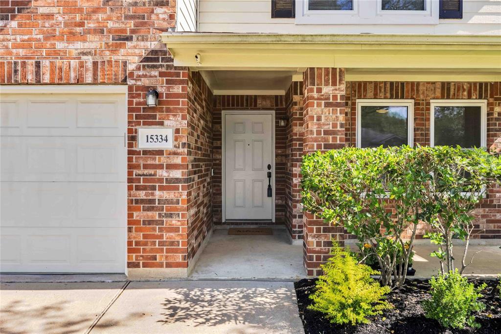 15334 Forest Creek Farms Drive, Cypress, Texas image 3