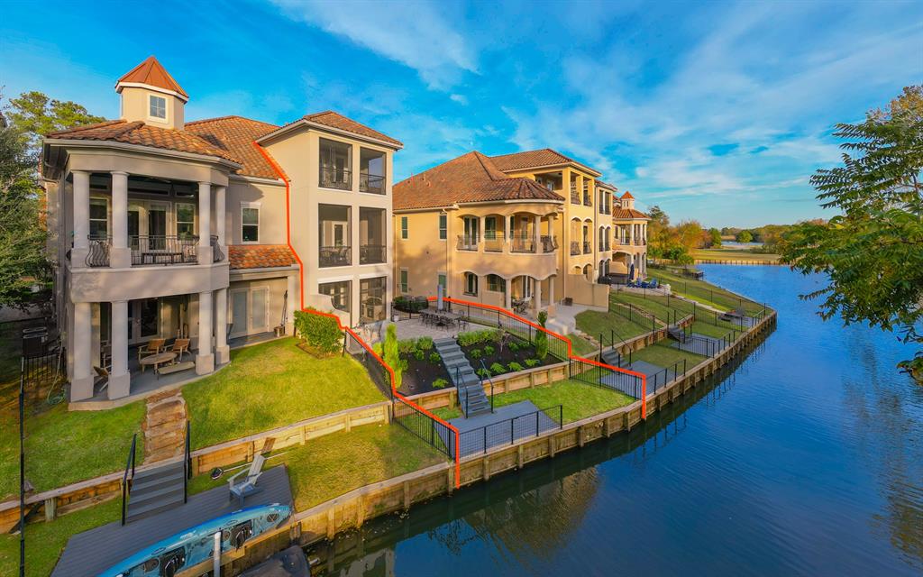 114 La Vie Drive