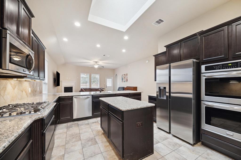 3707 Daintree Park Drive, Katy, Texas image 10