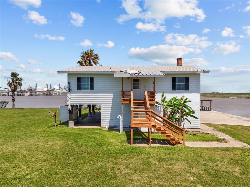 1134 & 1126 Canal Drive, Surfside Beach, Texas image 10