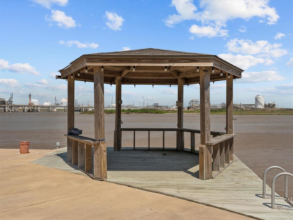 1134 & 1126 Canal Drive, Surfside Beach, Texas image 34