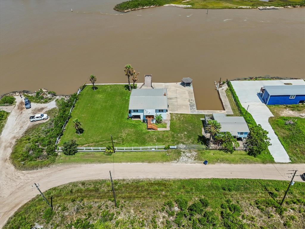 1134 & 1126 Canal Drive