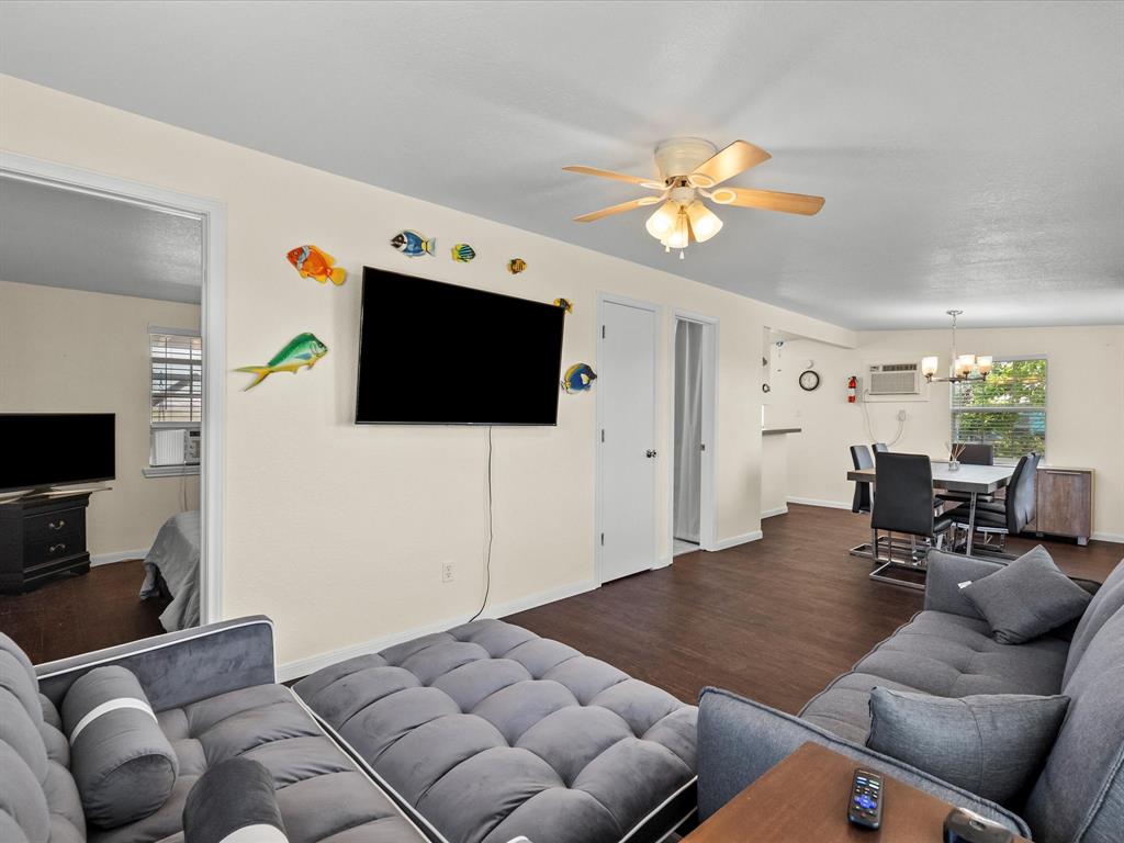 1134 & 1126 Canal Drive, Surfside Beach, Texas image 36