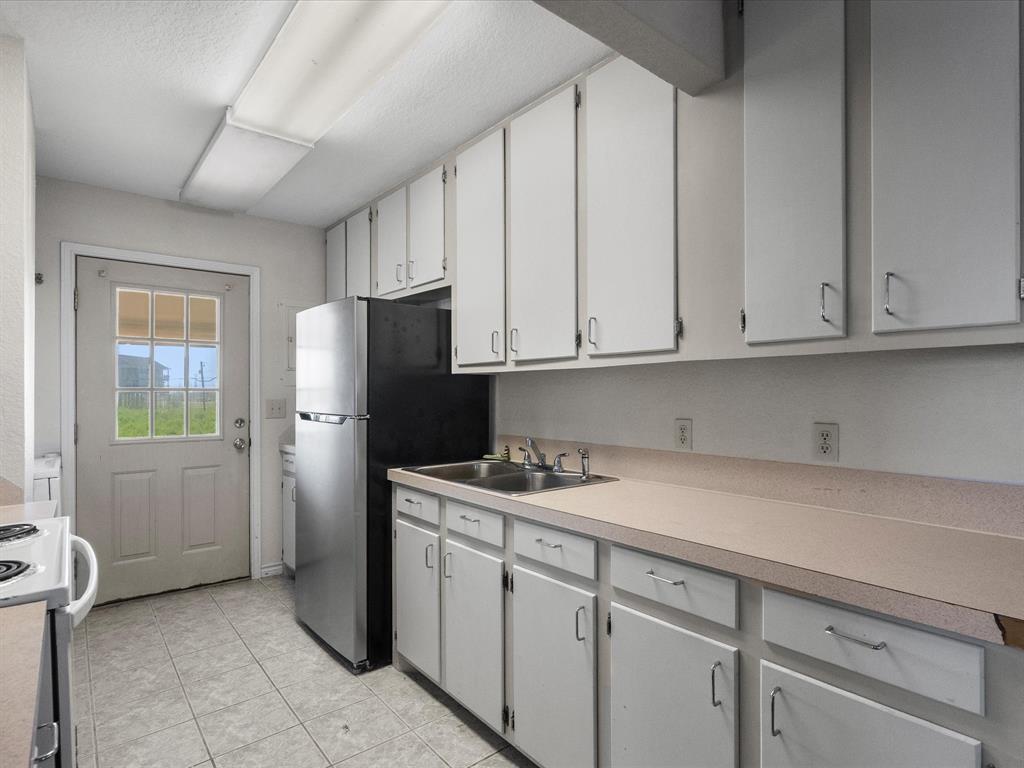 1134 & 1126 Canal Drive, Surfside Beach, Texas image 12
