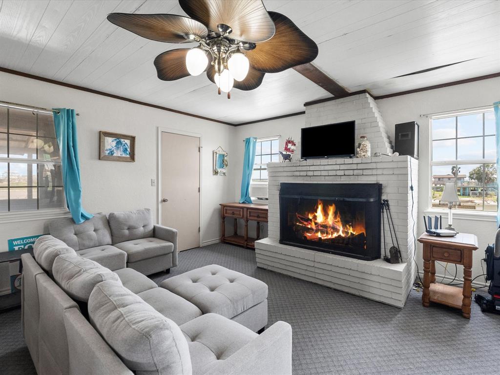 1134 & 1126 Canal Drive, Surfside Beach, Texas image 17