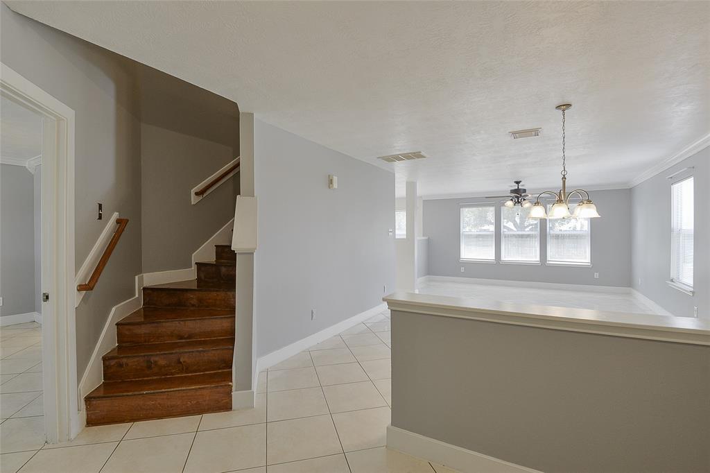 415 Vane Way, Crosby, Texas image 3