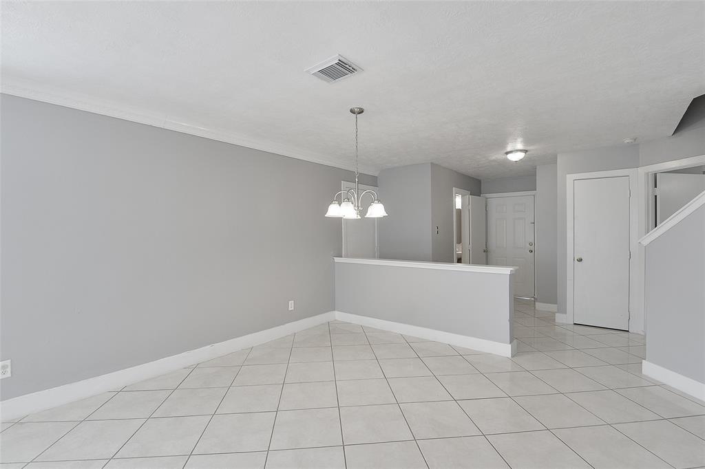 415 Vane Way, Crosby, Texas image 7