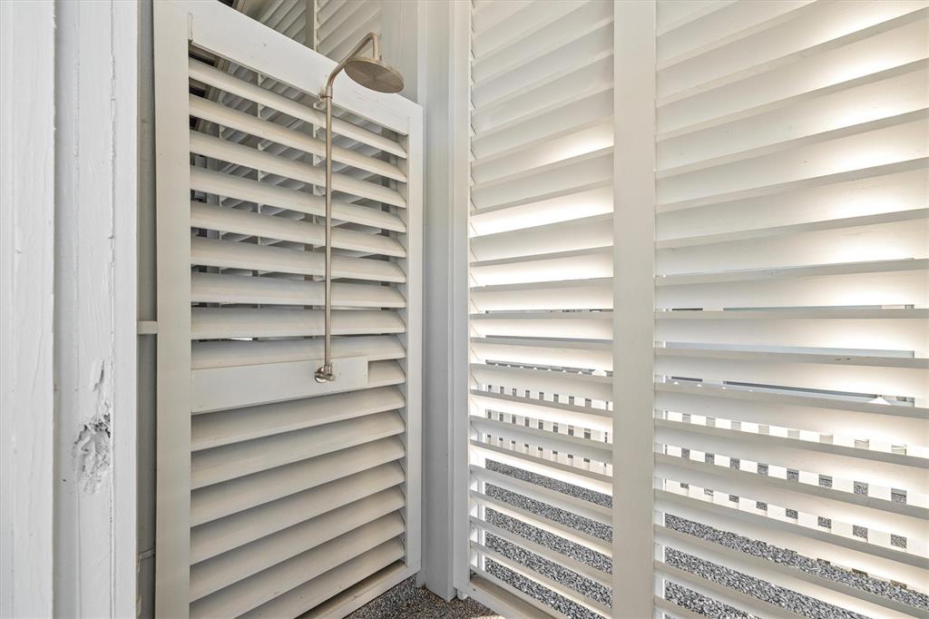 2646 E Seaside Drive, Galveston, Texas image 47