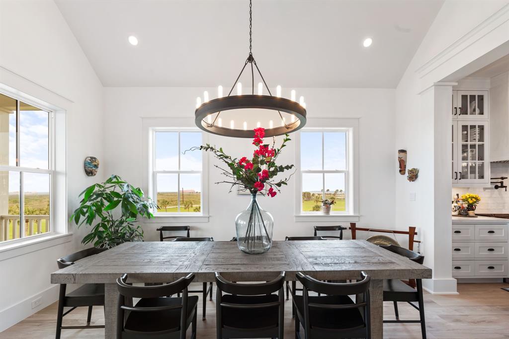 2646 E Seaside Drive, Galveston, Texas image 14