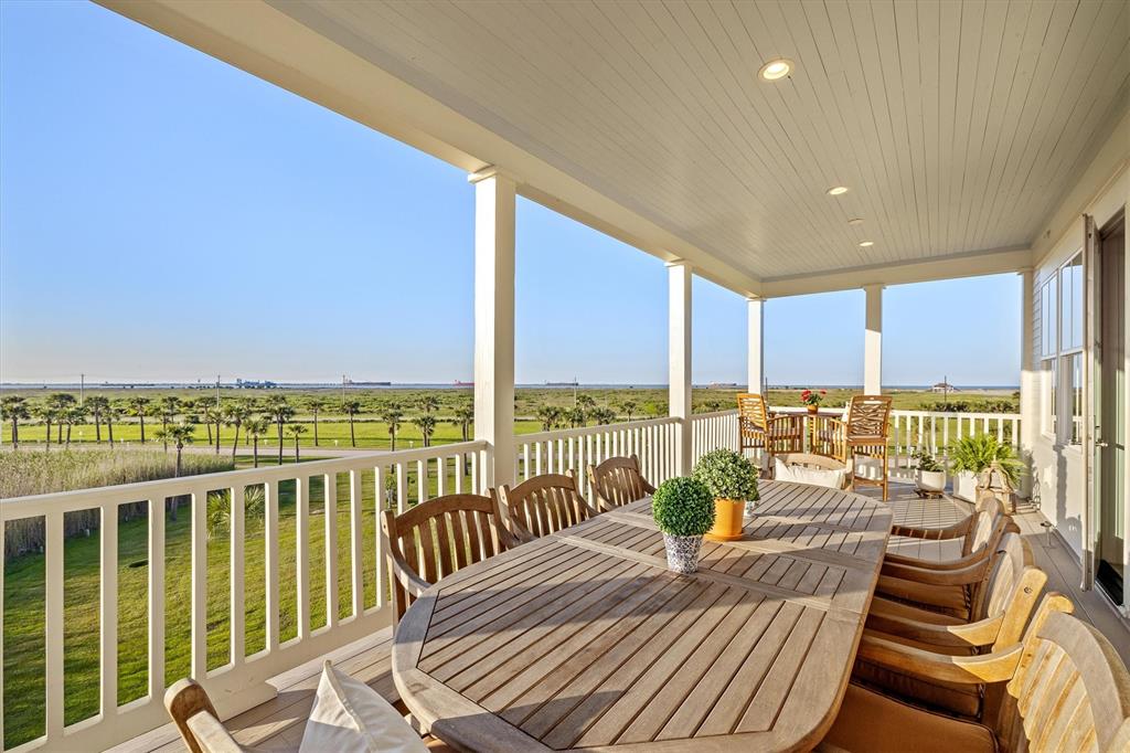 2646 E Seaside Drive, Galveston, Texas image 12