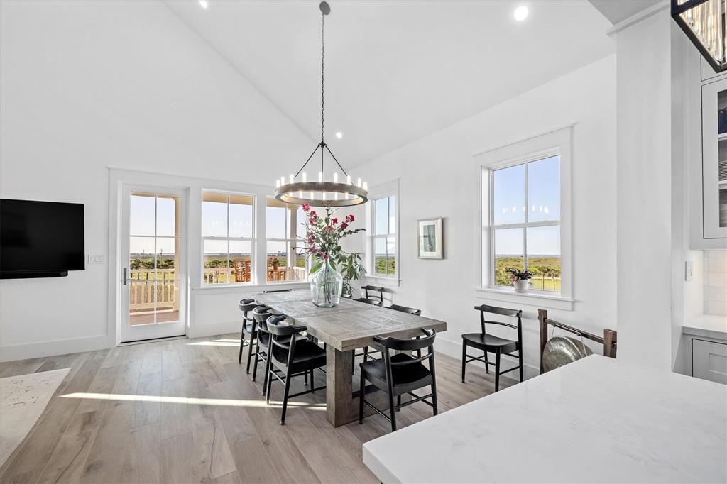 2646 E Seaside Drive, Galveston, Texas image 15