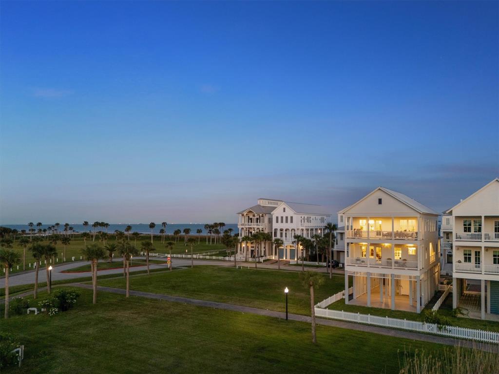 2646 E Seaside Drive, Galveston, Texas image 50