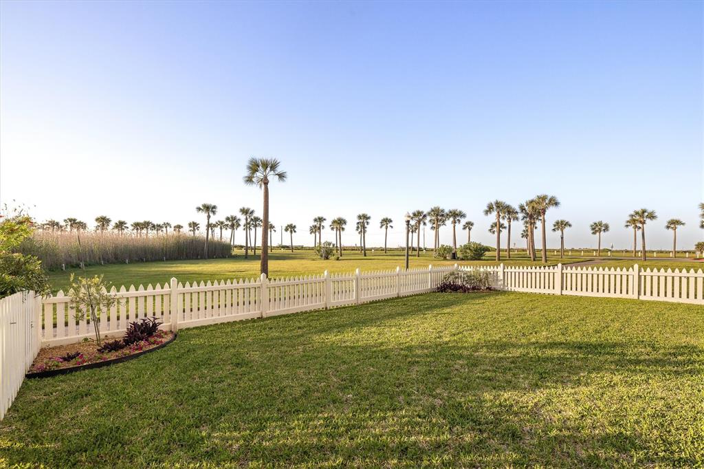 2646 E Seaside Drive, Galveston, Texas image 48