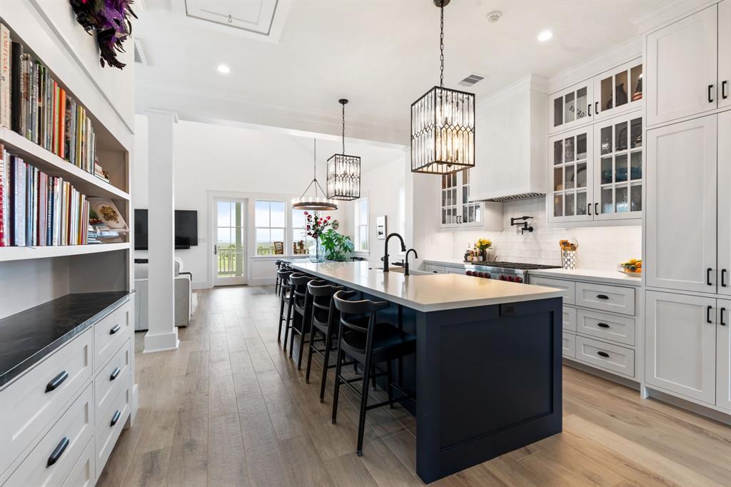 2646 E Seaside Drive, Galveston, Texas image 18