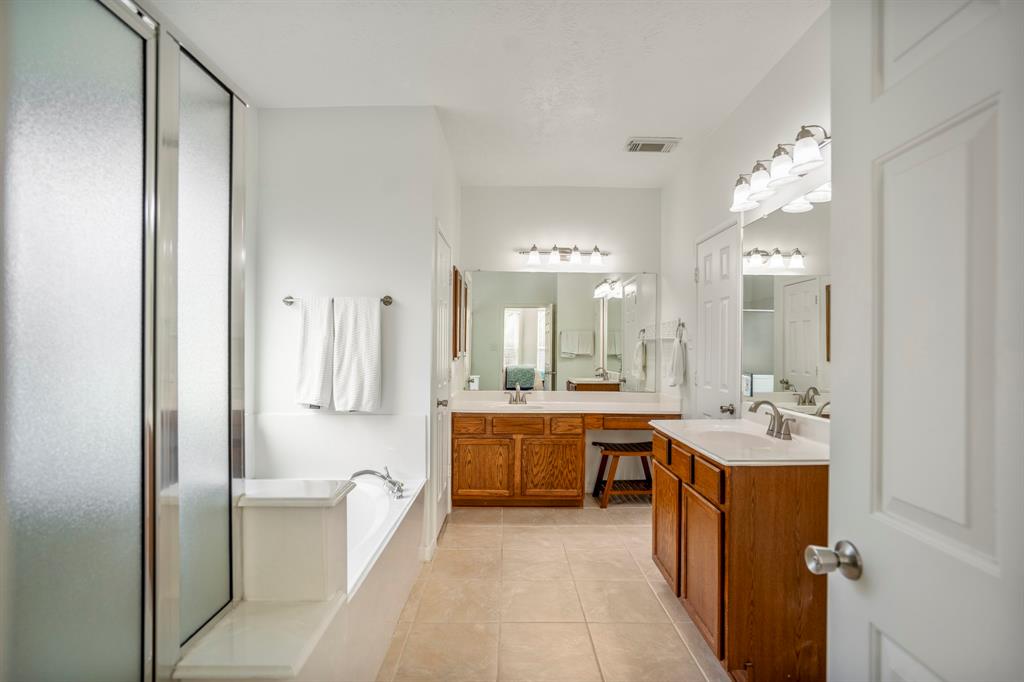 20918 Imperial Ridge Lane, Spring, Texas image 19