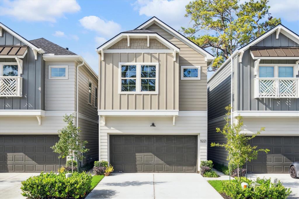 5221 Amber Sunrise Drive, Houston, Texas image 1